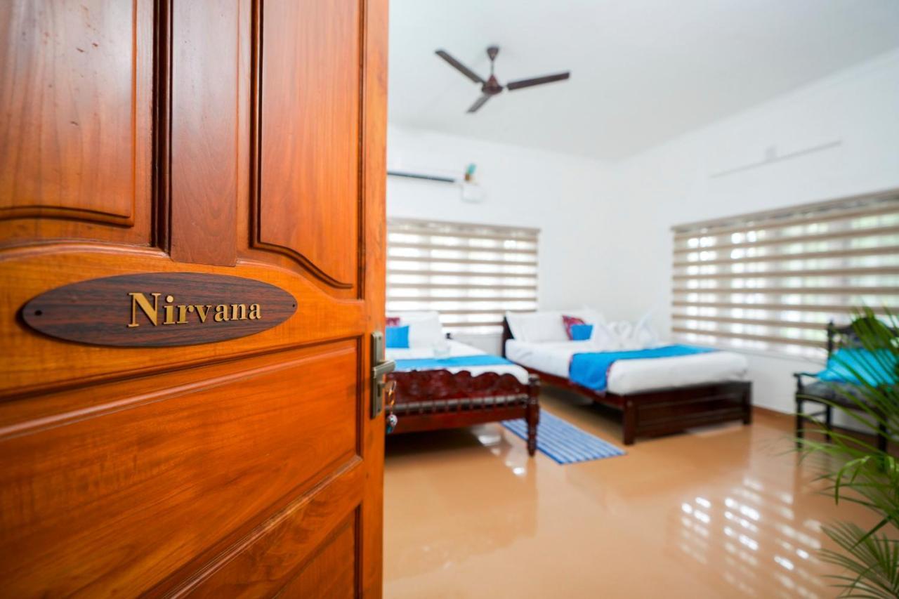 Parudeesa - Heavenly- Luxurious Palace Look-Near Cbd - Kerala - India With Breakfast Kaladi Room photo