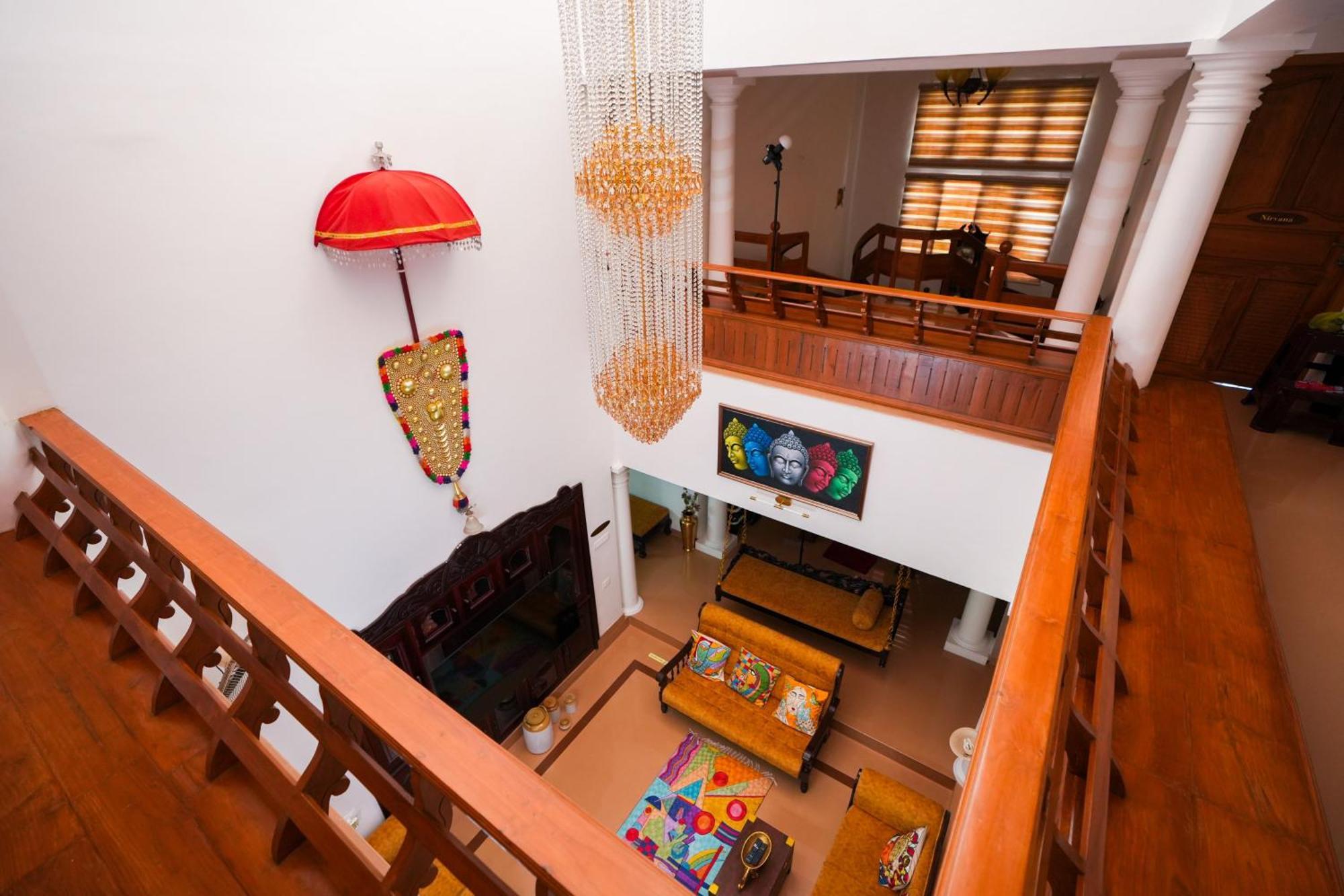 Parudeesa - Heavenly- Luxurious Palace Look-Near Cbd - Kerala - India With Breakfast Kaladi Exterior photo