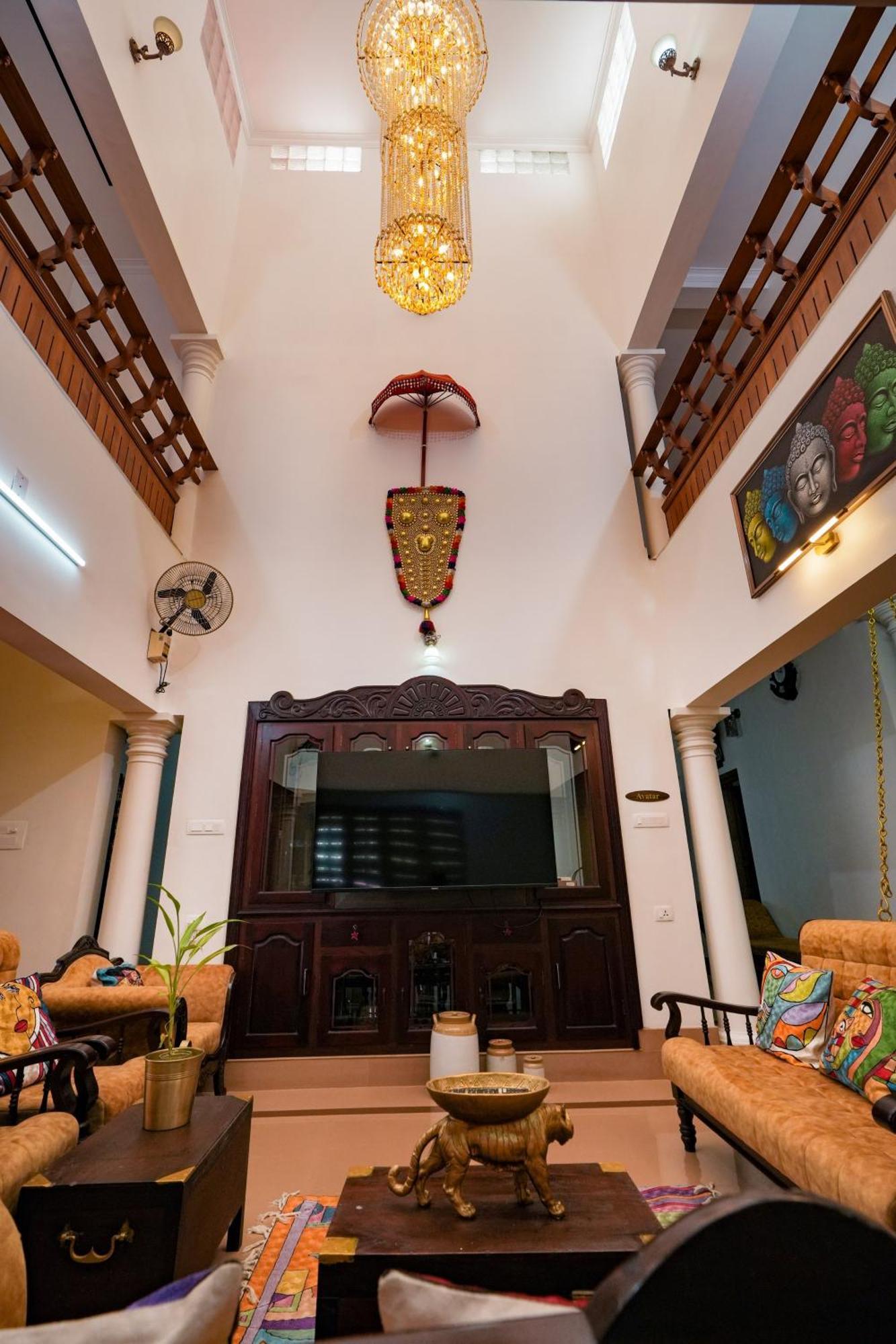 Parudeesa - Heavenly- Luxurious Palace Look-Near Cbd - Kerala - India With Breakfast Kaladi Exterior photo